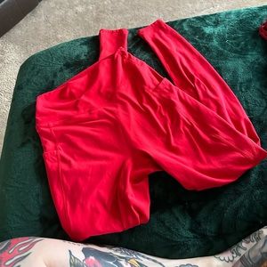 Buff bunny Rosa pocket leggings, salsa red. Size small